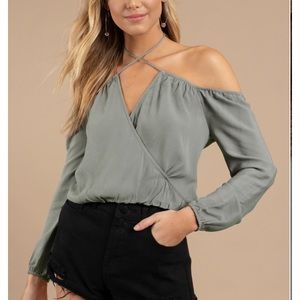Tobi Twist and Shout Cold Shoulder Top